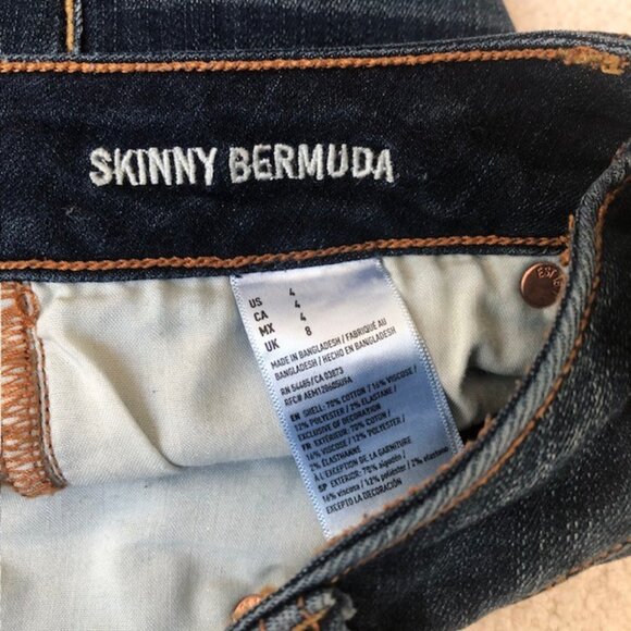 American Eagle Super Stretch Skinny Bermuda Cut-Off Jean / Denim Shorts, Size 4 - Picture 5 of 7